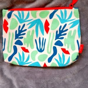 ⭐ 5 for $10 IPSY Bag